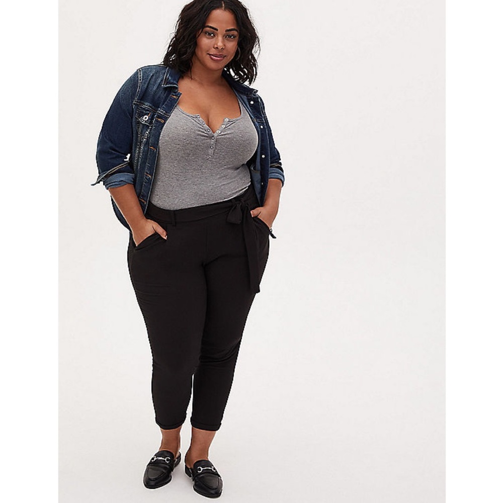 Black Crepe Self Tie Tapered Pant